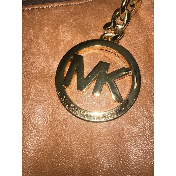 Michael Kors Newman Brown Leather Shoulder Bag - Picture 10 of 12